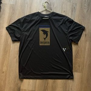 Size XXL pink dolphin shirt new with tag rhinestone